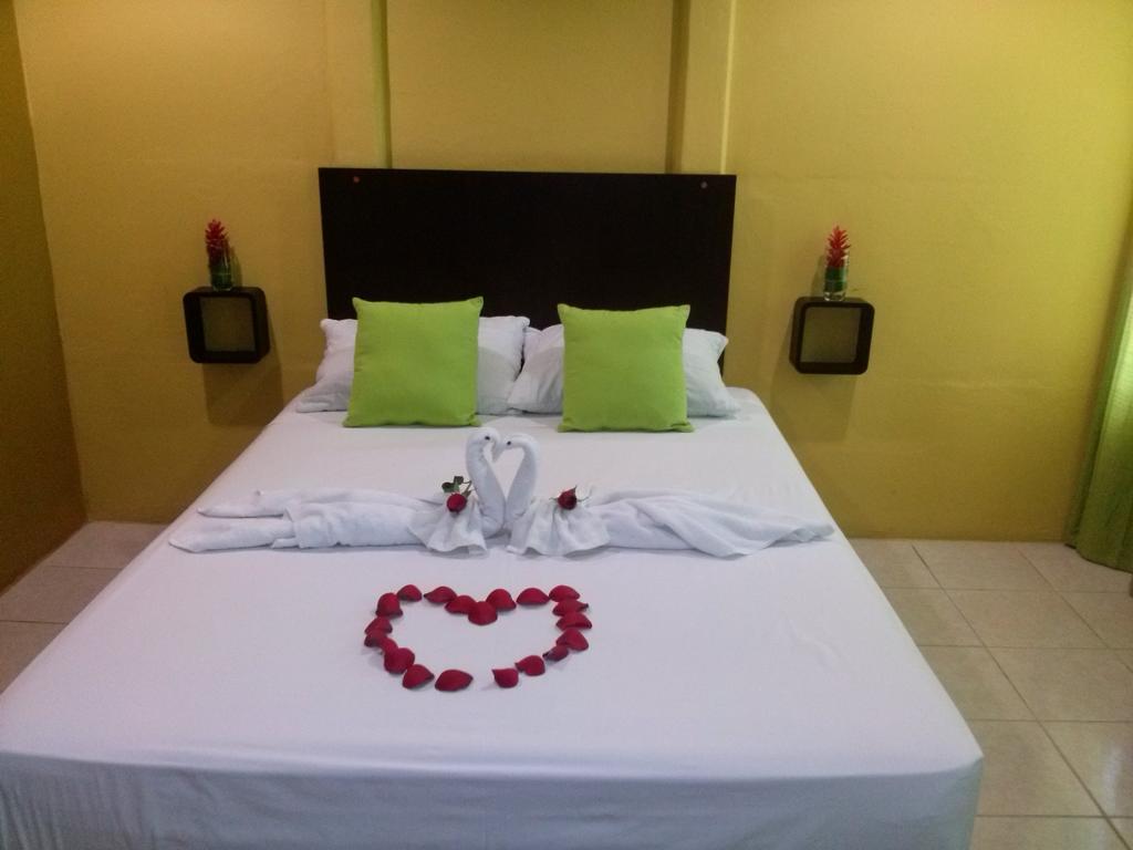 Hotel Boutique Malibu Los Sueños Tigre  Chambre photo