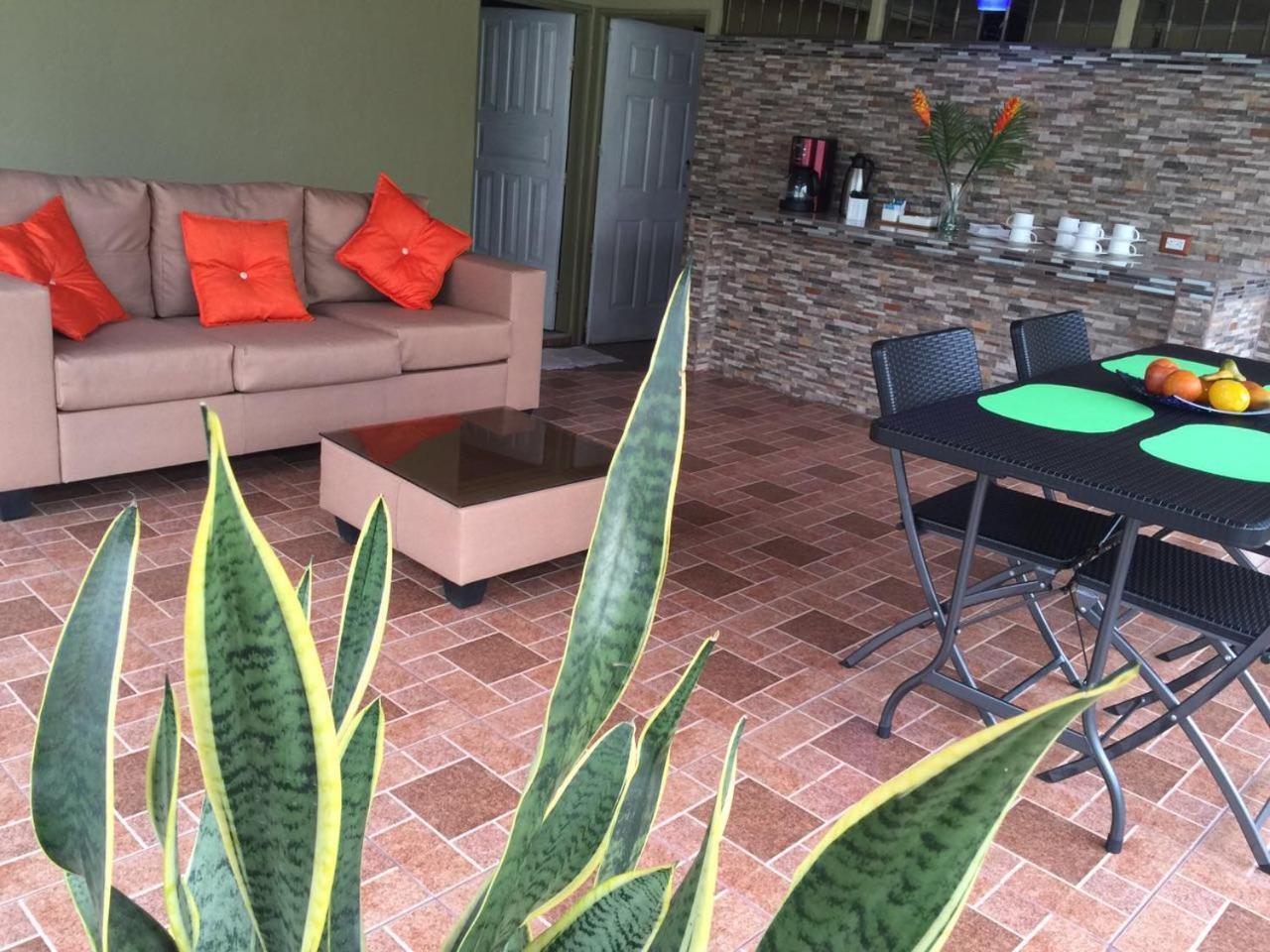 Hotel Boutique Malibu Los Sueños Tigre  Extérieur photo